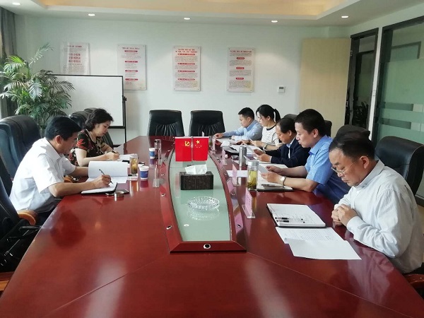 夏萍、程保銀調(diào)研指導(dǎo)徽鹽地產(chǎn)六安項目